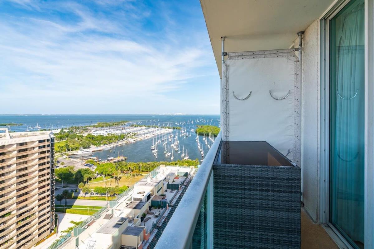 City View Balcony Steps From Restaurants, Peacock Park & Marina Miami Dış mekan fotoğraf